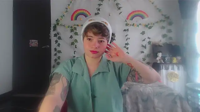 Mitsuha gate online show from 04-17-26, 03:48