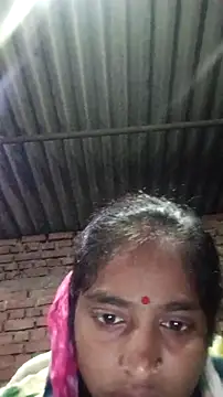 Snapshot of Guriya0076 chatting on 12-17-25, 12:27 Guriya0076 online show from 12-17-25, 12:27