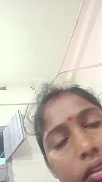 Guriya0076 online show from 05-25-26, 11:33