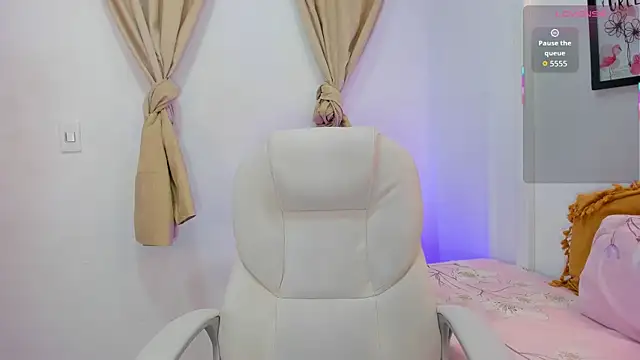 andrea sanchezz online show from 11-04-25, 11:31