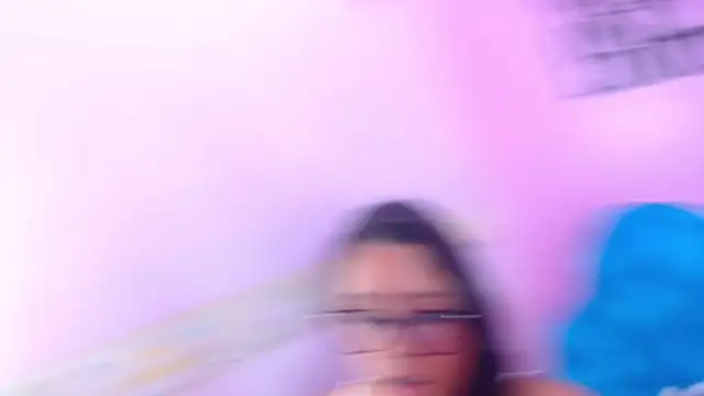 EMMA ROGGER online show from 11-30-25, 03:16