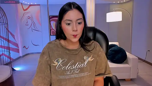 AmbarJames  online show from 10-08-25, 10:35