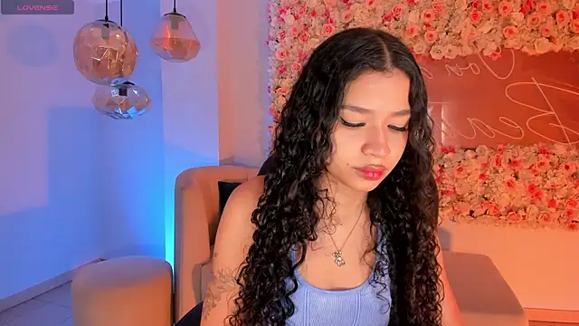 SophieHouston  online show from 10-03-25, 04:31