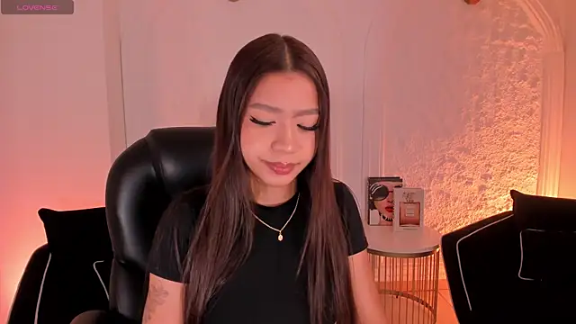 SophieHouston  online show from 07-13-26, 04:48