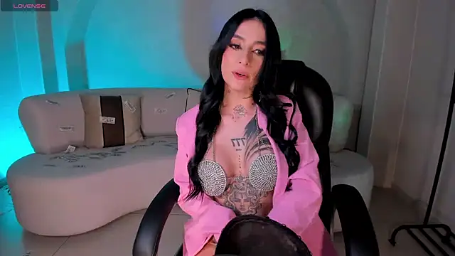 Snapshot of MilaLawrence chatting on 09-10-25, 07:47 MilaLawrence online show from 09-10-25, 07:47