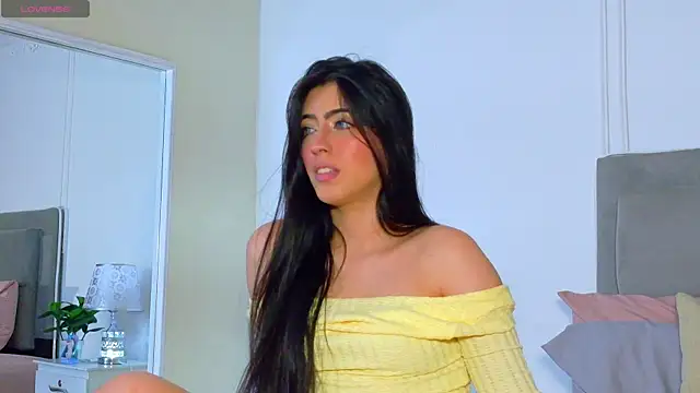 Ambar Bull online show from 04-17-26, 10:51