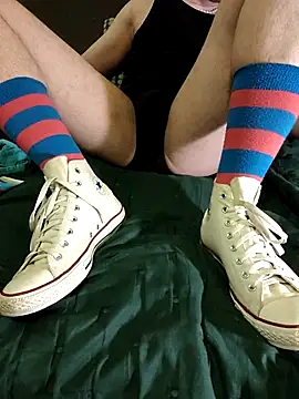 Snapshot of blue-moon23 chatting on 02-16-26, 03:24 blue-moon23 online show from 02-16-26, 03:24