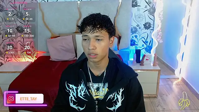 Ette tay online show from 10-28-25, 03:32