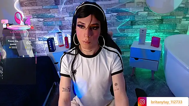 boyfox tay online show from 11-09-25, 04:33