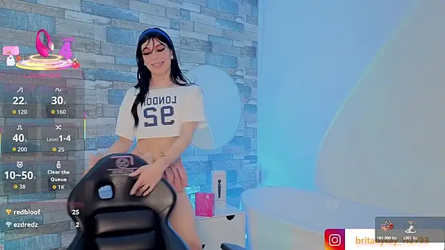 boyfox tay online show from 11-28-25, 03:42