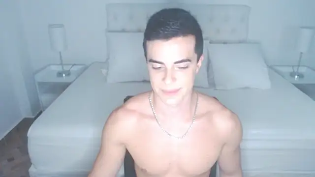 Snapshot of mr_hunterx chatting on 04-06-26, 03:15 mr hunterx online show from 04-06-26, 03:15