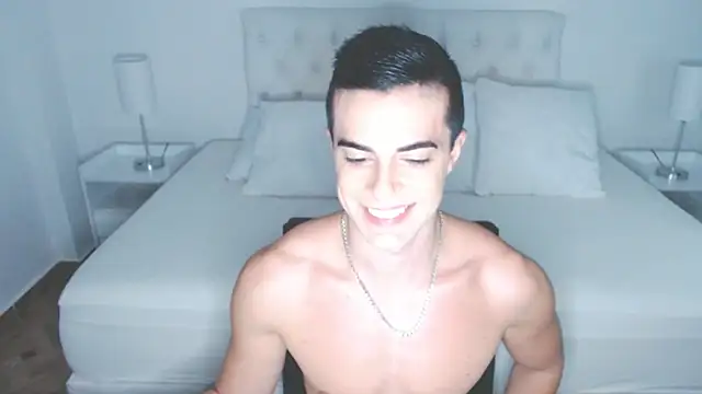 Snapshot of mr_hunterx chatting on 04-08-26, 01:38 mr hunterx online show from 04-08-26, 01:38