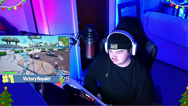 Snapshot of Bigboyballen chatting on 12-19-25, 04:08 Bigboyballen online show from 12-19-25, 04:08