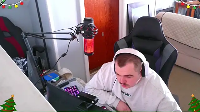 Snapshot of Bigboyballen chatting on 01-08-26, 07:16 Bigboyballen online show from 01-08-26, 07:16