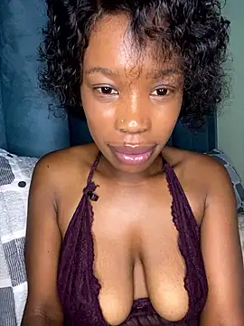 Snapshot of Caramel_Mellow chatting on 01-12-26, 01:11 Caramel Mellow online show from 01-12-26, 01:11