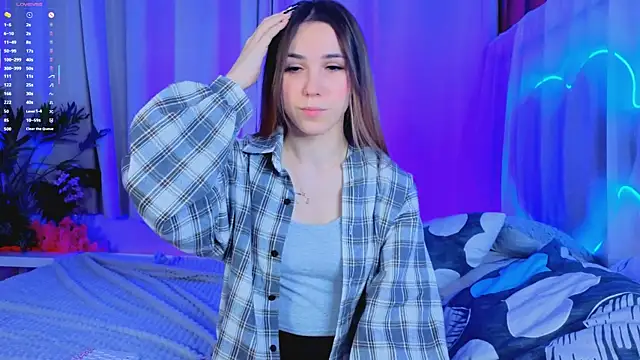 Snapshot of -CindyLou chatting on 11-27-25, 05:31 -CindyLou online show from 11-27-25, 05:31