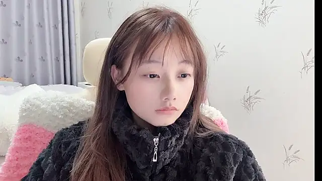 Snapshot of puppy-999 chatting on 01-14-26, 10:10 puppy-999 online show from 01-14-26, 10:10