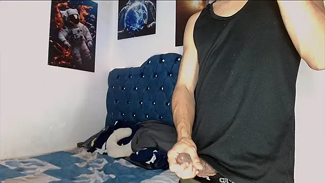 Snapshot of Arturocontreras11 chatting on 12-05-25, 04:54 Arturocontreras11 online show from 12-05-25, 04:54