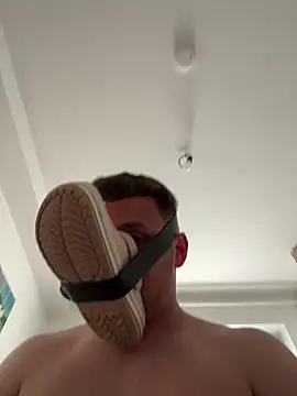 rubber oliver online show from 04-22-26, 05:25