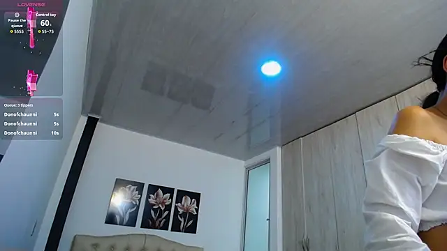 pinky f00x online show from 03-05-26, 07:43