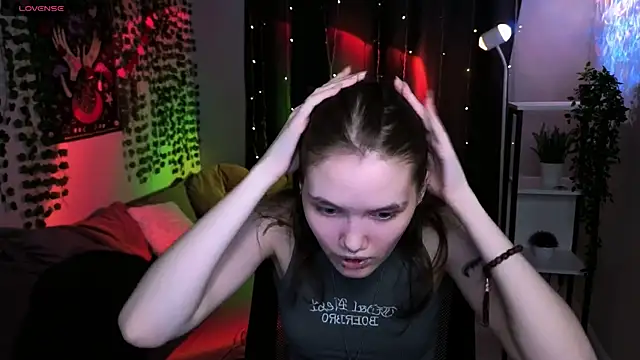 Snapshot of Dilara_xBaby chatting on 06-10-26, 02:05 Dilara xBaby online show from 06-10-26, 02:05