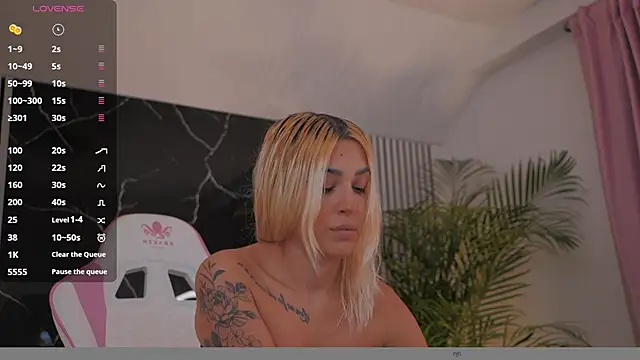 Snapshot of daisyblushh chatting on 11-15-25, 05:09 daisyblushh online show from 11-15-25, 05:09