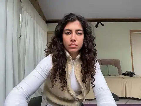 deusaludovica online show from 05-19-26, 06:58