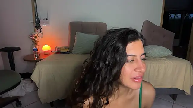deusaludovica online show from 06-26-26, 08:57