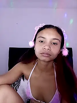 liz7skinny online show from 04-21-26, 09:17