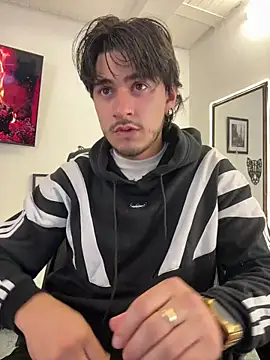 Elian savoy online show from 10-18-25, 10:43