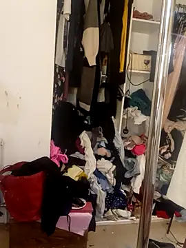 Snapshot of Tannedtattooed69 chatting on 11-26-25, 10:55 Tannedtattooed69 online show from 11-26-25, 10:55