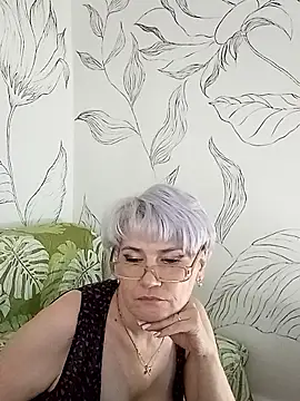 Catty Lady online show from 09-09-25, 03:55