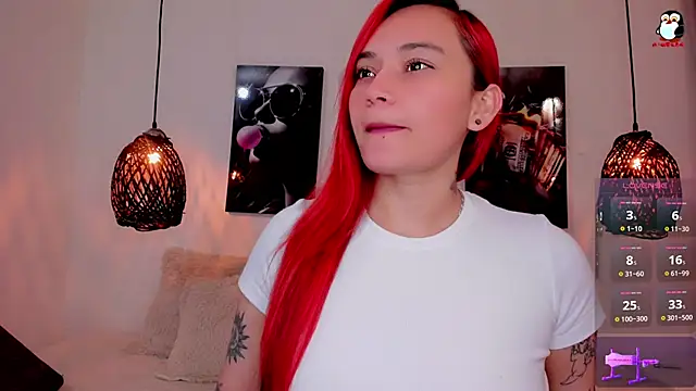 luna lobooo online show from 10-21-25, 06:30