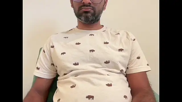 pranastro00 online show from 11-07-25, 03:56