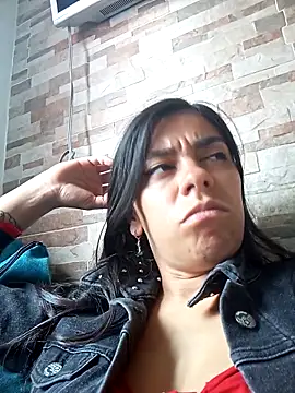 Snapshot of SharonDustLove chatting on 11-15-25, 03:52 SharonDustLove online show from 11-15-25, 03:52