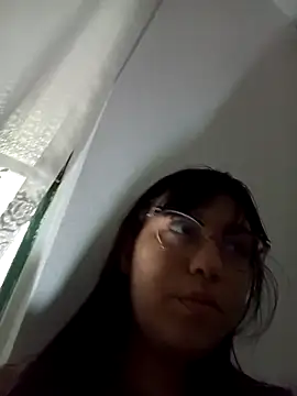 Snapshot of lareinalareinadelanal chatting on 09-21-25, 11:45 lareinalareinadelanal online show from 09-21-25, 11:45