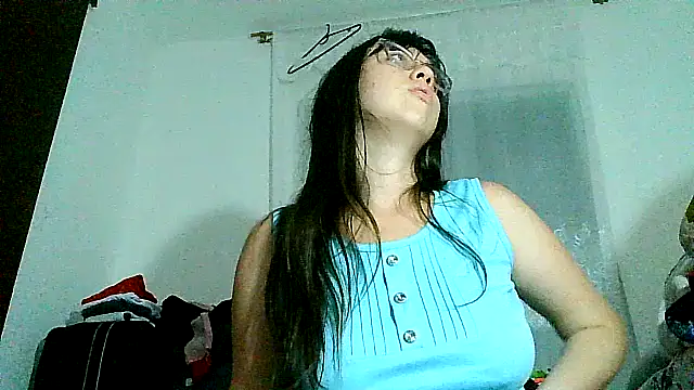 Snapshot of lareinalareinadelanal chatting on 09-27-25, 11:37 lareinalareinadelanal online show from 09-27-25, 11:37