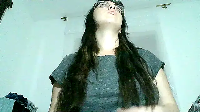 Snapshot of lareinalareinadelanal chatting on 10-07-25, 12:24 lareinalareinadelanal online show from 10-07-25, 12:24