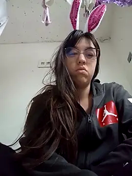 Snapshot of lareinalareinadelanal chatting on 10-31-25, 12:06 lareinalareinadelanal online show from 10-31-25, 12:06