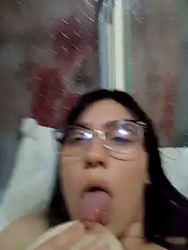 Snapshot of lareinalareinadelanal chatting on 11-12-25, 11:25 lareinalareinadelanal online show from 11-12-25, 11:25