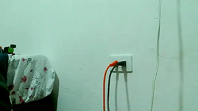 Snapshot of lareinalareinadelanal chatting on 11-13-25, 08:52 lareinalareinadelanal online show from 11-13-25, 08:52