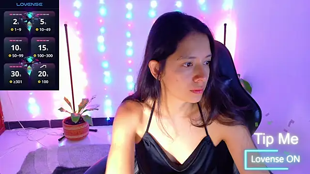 Sarasavage online show from 04-24-26, 12:40