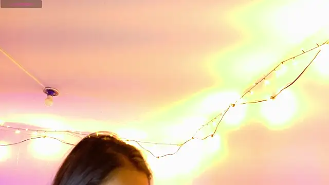 Snapshot of Sarasavage chatting on 07-17-26, 11:50 Sarasavage online show from 07-17-26, 11:50