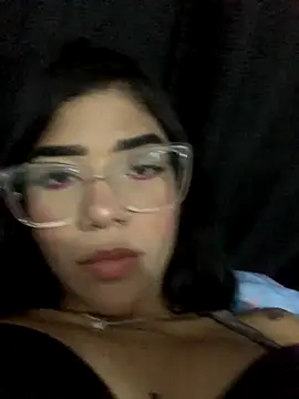 Snapshot of ElaRose_12 chatting on 10-22-25, 09:47 ElaRose 12 online show from 10-22-25, 09:47