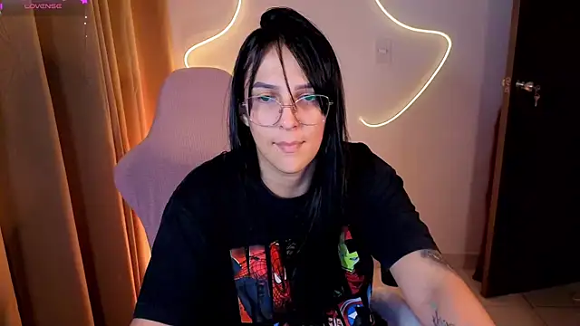 kimflexible x online show from 12-16-25, 04:06