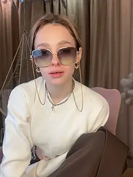 Naomi   Rias online show from 09-30-25, 01:32