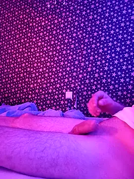 Snapshot of picyu060 chatting on 12-16-25, 04:45 picyu060 online show from 12-16-25, 04:45