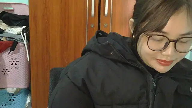 Uhem112 online show from 11-27-25, 03:30