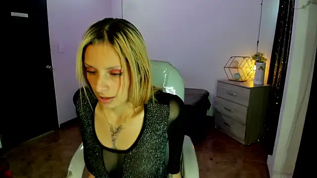 Jennaa Cooper online show from 09-21-25, 09:16