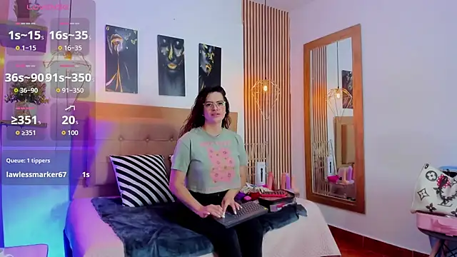  samanthaa foxx online show from 10-08-25, 10:57